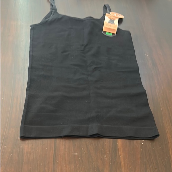 Shapermint Essentials All Day Every Day
Shaping Scoop Neck Cami Black Size L NWT - Picture 2 of 12